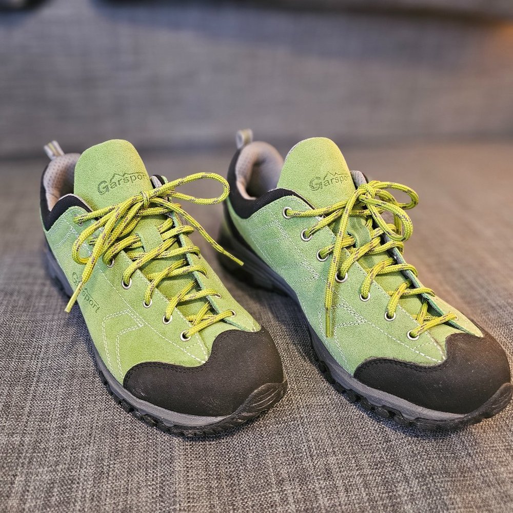 Garsport Low-Cut Alpine Hiking Shoes | Waterproof | Women’s Size US 11 / EU 42